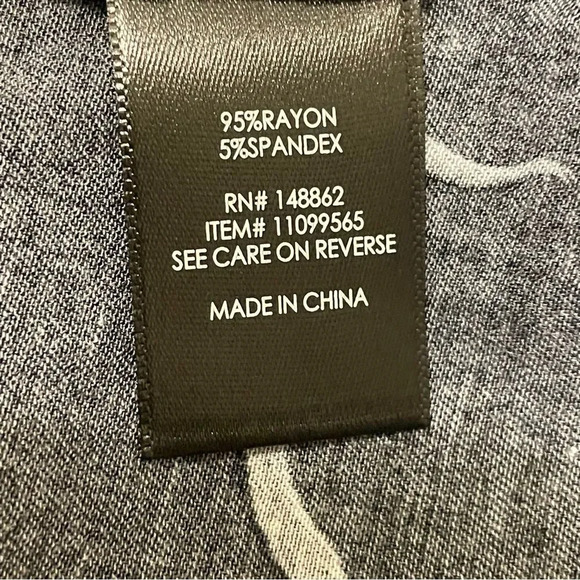 TORRID Acas‎ Skull Floral Chills Ruffle Cold Shoulder Dress - Picture 10 of 11